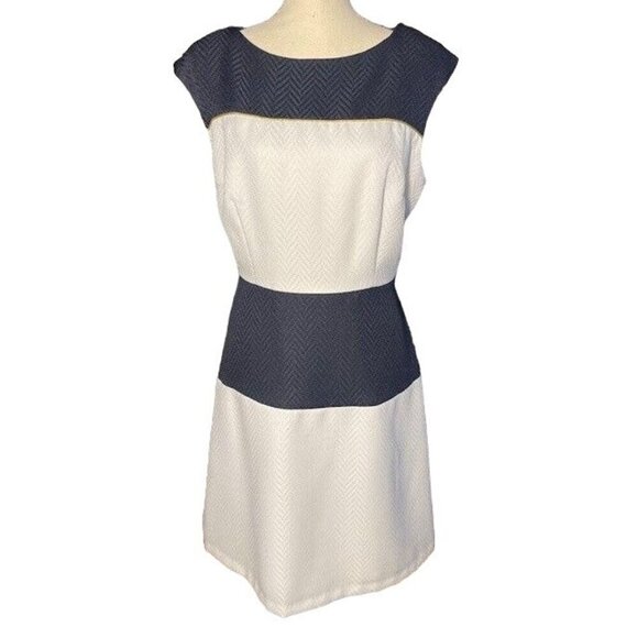 Sandra Darren Navy, White w/Gold Pinstripe Knee Length Dress Size 14 - Picture 1 of 6